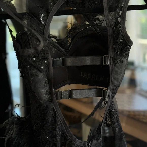 ⭐️🎹Custom Black Leotard Jazz Dance Costume or Chicago Halloween costume👠 - Picture 14 of 14